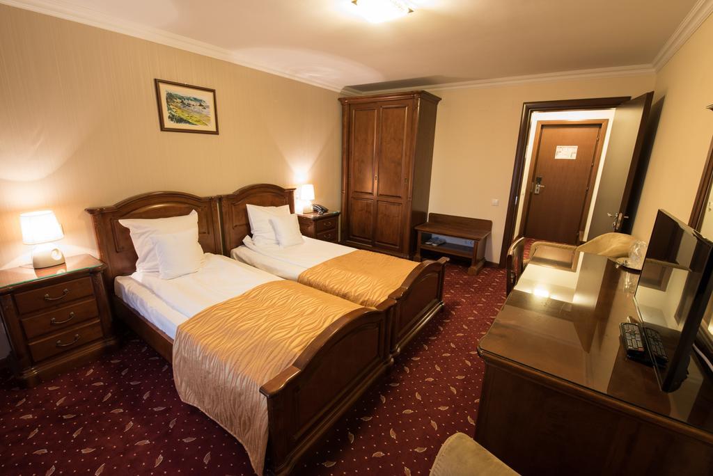 Edelweiss Poiana Hotels Poiana Brasov Δωμάτιο φωτογραφία