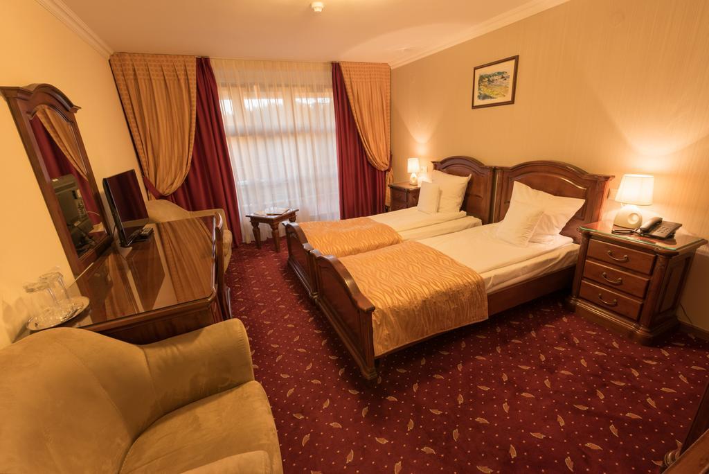 Edelweiss Poiana Hotels Poiana Brasov Εξωτερικό φωτογραφία